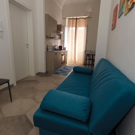 דירות אבולה Casa Caruso Corso Garibaldi מראה חיצוני תמונה