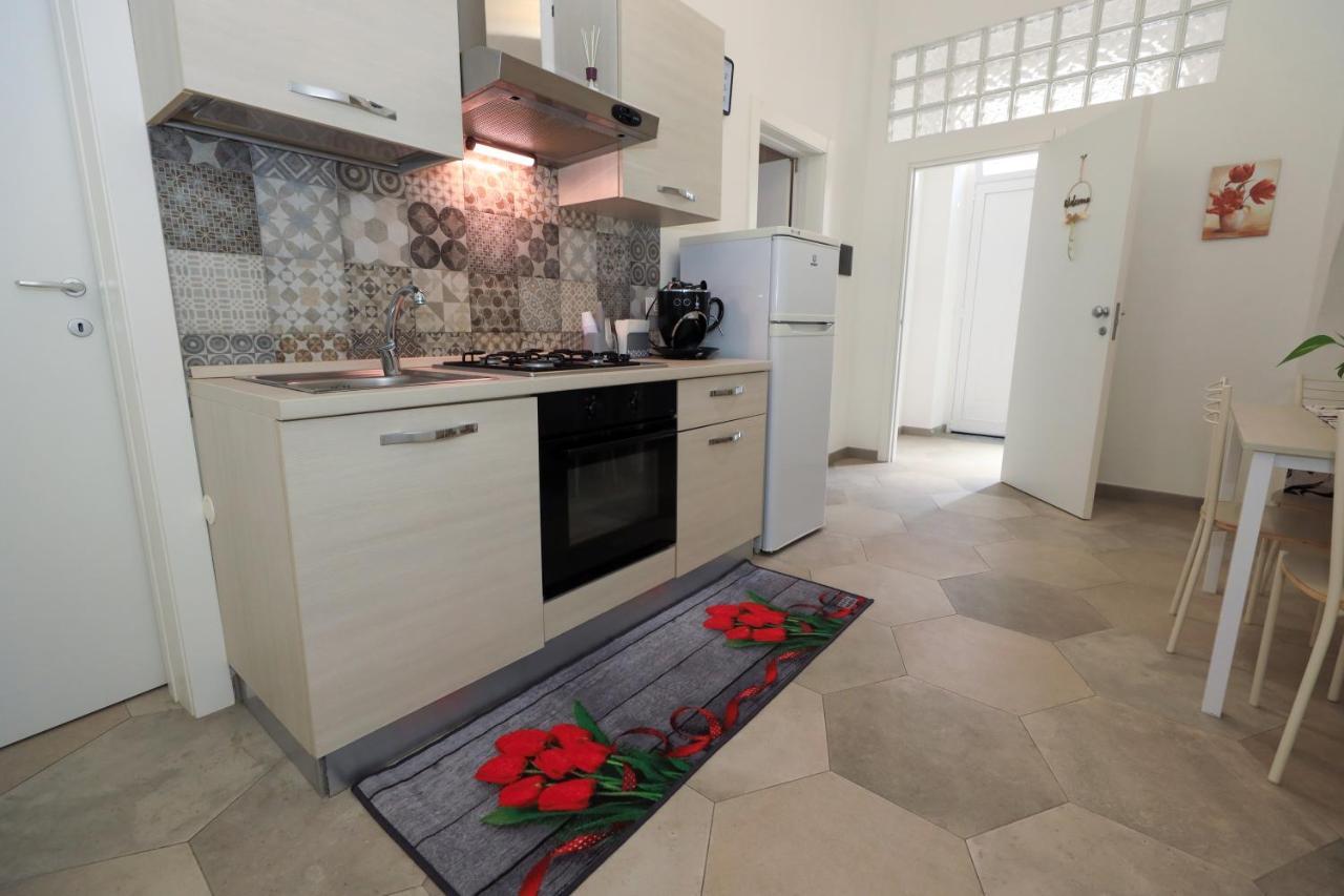 דירות אבולה Casa Caruso Corso Garibaldi מראה חיצוני תמונה
