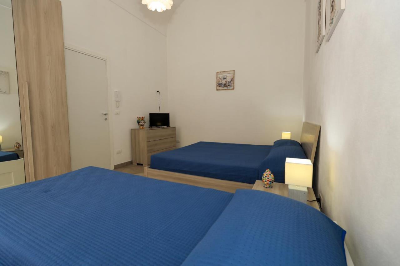דירות אבולה Casa Caruso Corso Garibaldi מראה חיצוני תמונה